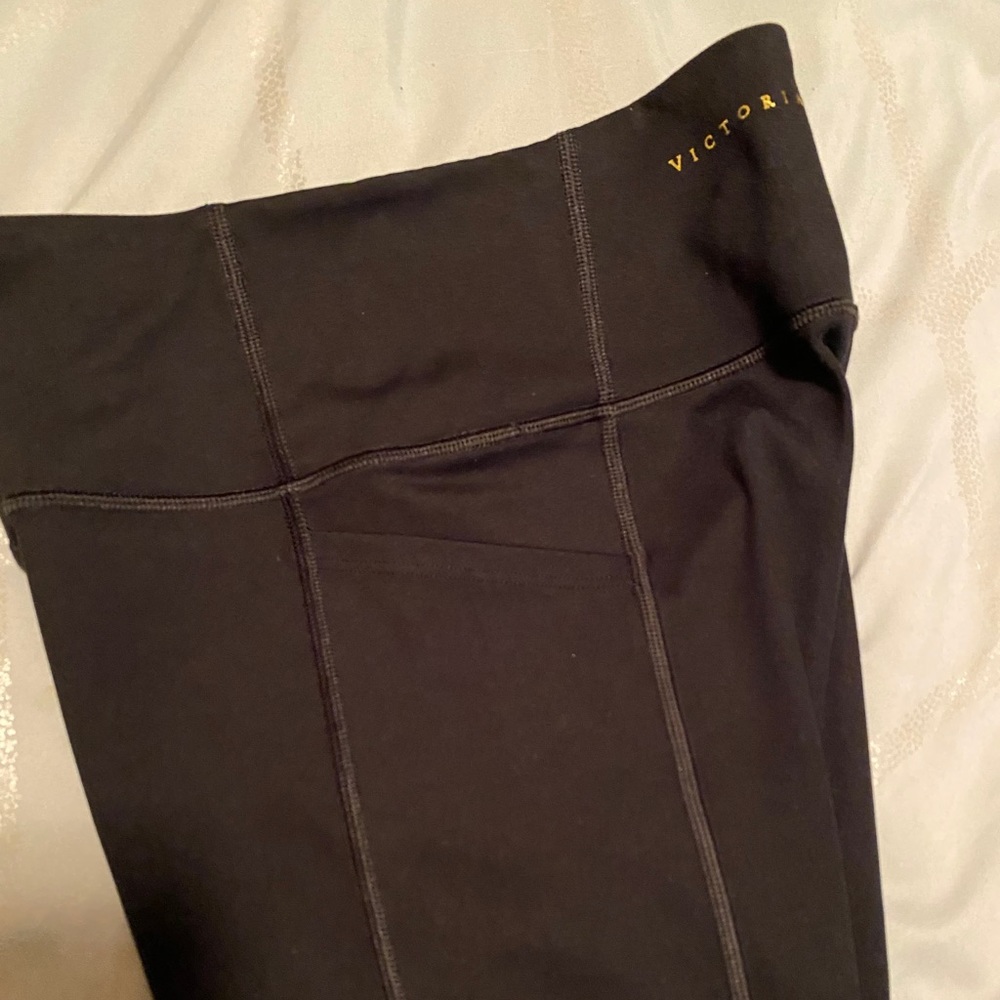 Victoria’s Secret leggings